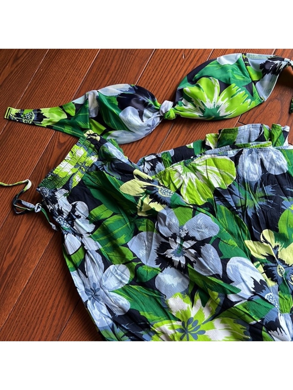 aerie Green and Navy Floral Swim Cover-Up Skirt and bandeau top set